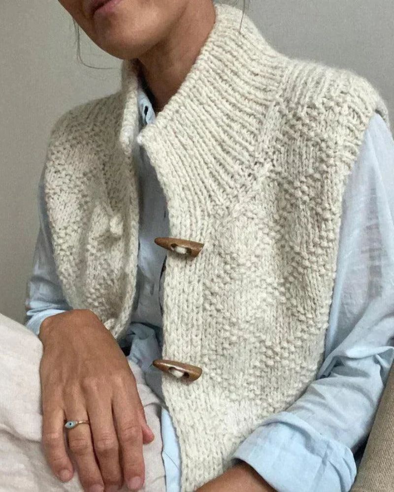 Women’s Chunky Knit Toggle Button Sweater Vest