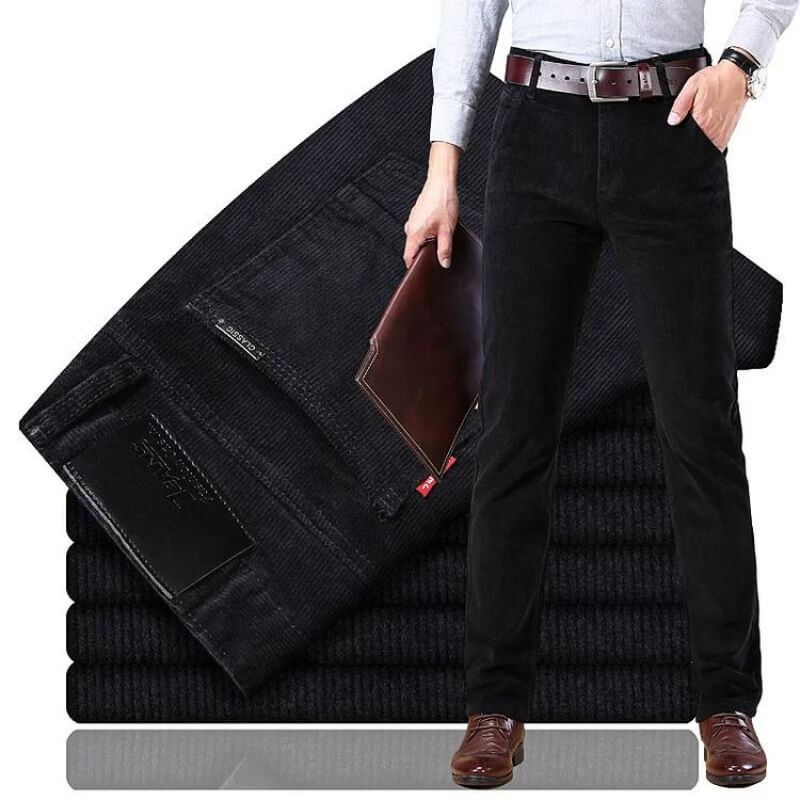 Men's straight-fit corduroy trousers with belt loops and long legs