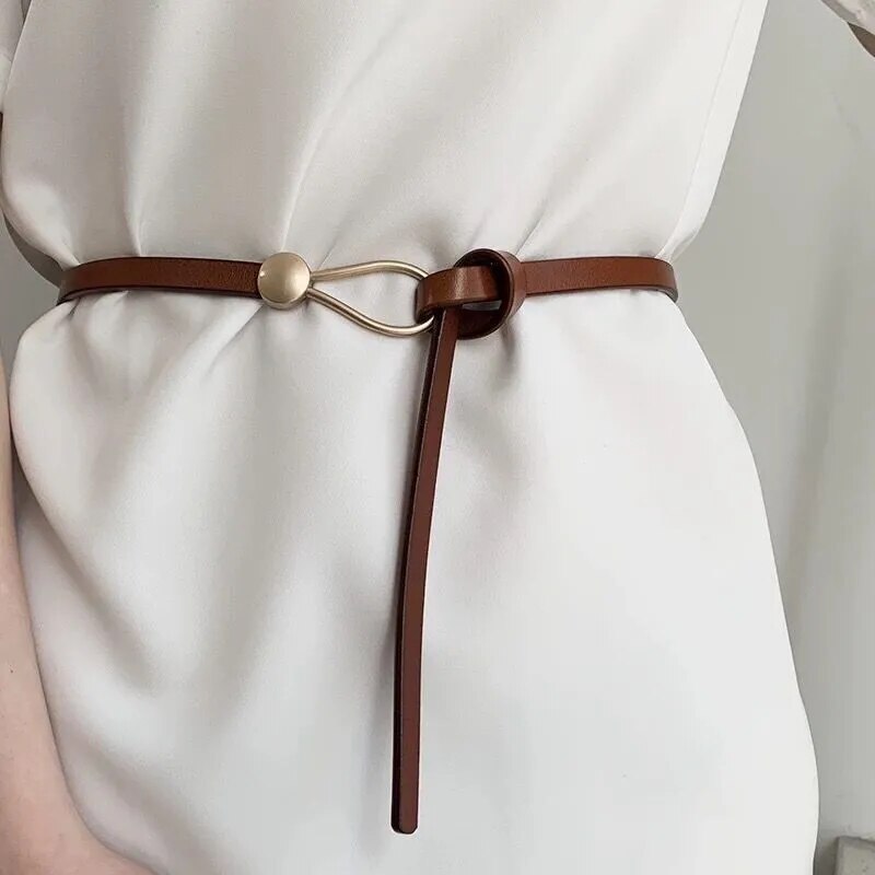 Women’s Skinny Leather-Look Waist Belt with Metallic Hook Buckle