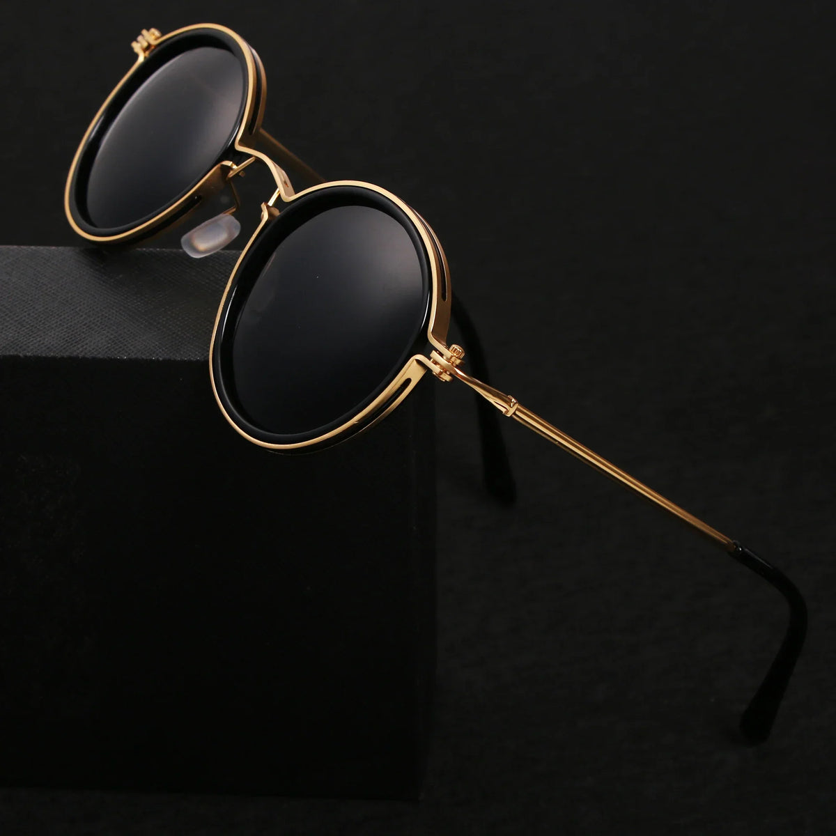Women's Round Metal Frame Vintage Sunglasses