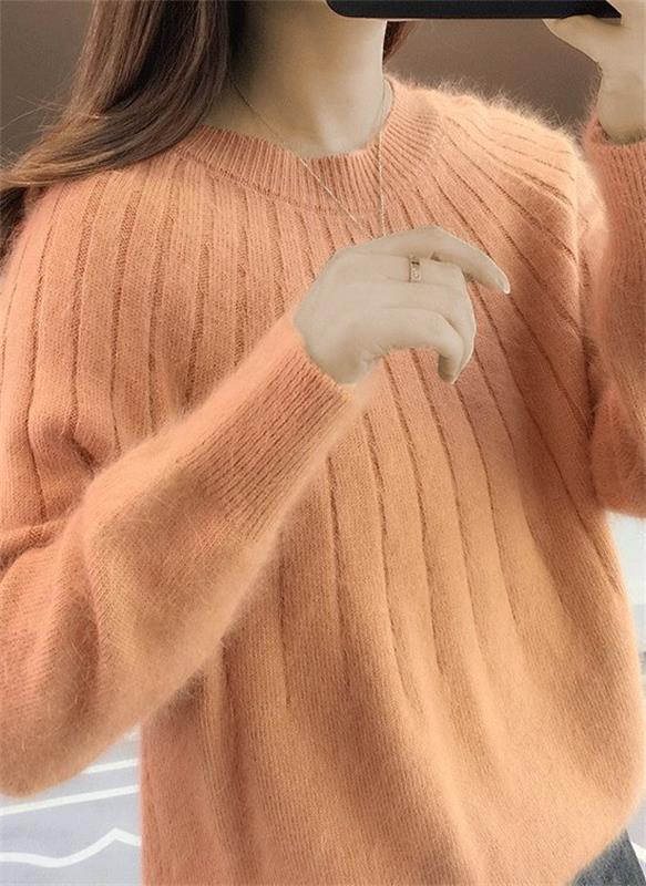 Women's Relaxed Fuzzy Ribbed Knit Round Neck Sweater