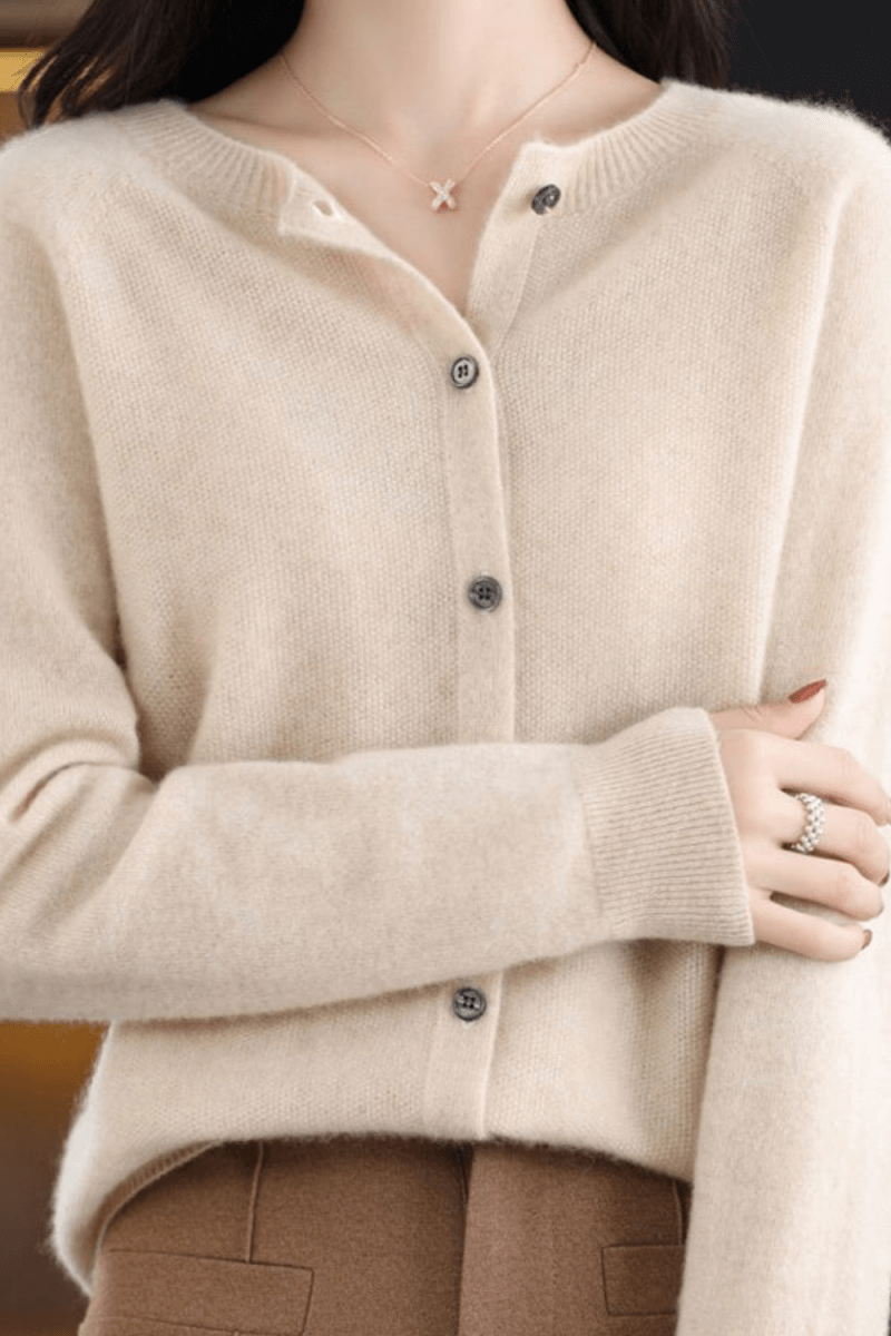 Women's Round Neck Button-Up Knit Cardigan