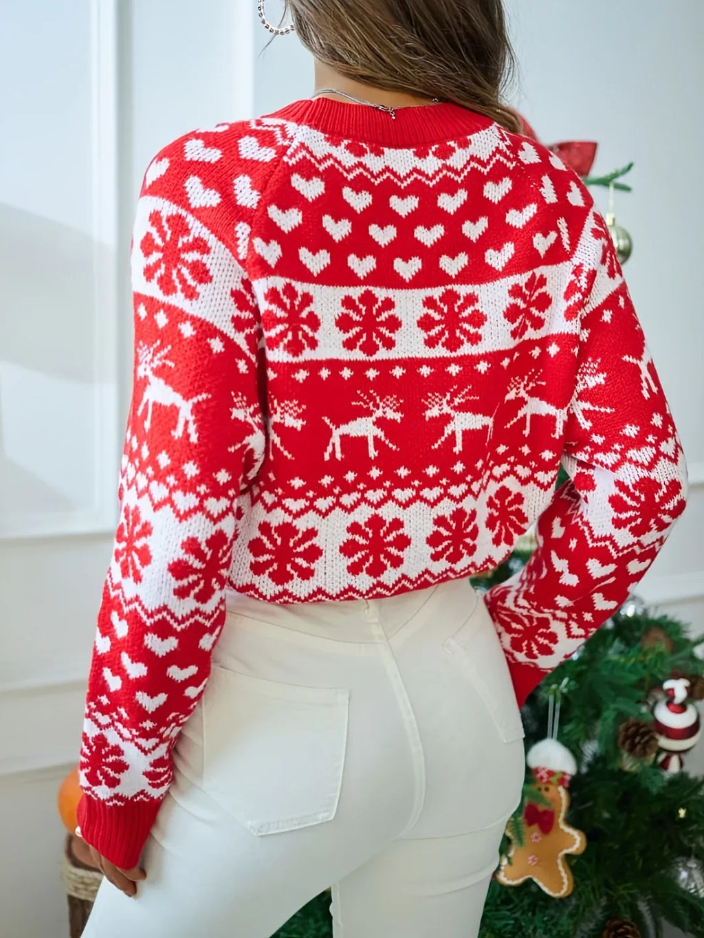 Women’s Reindeer and Snowflake Jacquard Christmas Sweater