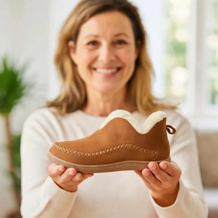 Women’s Faux Suede Sherpa Lined Moccasin Slipper Boots